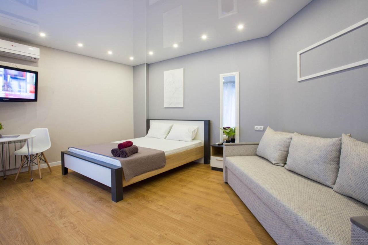 New Studio In The City Center - Mykoly Khvylovoho Str 5-2 Kharkiv Eksteriør bilde