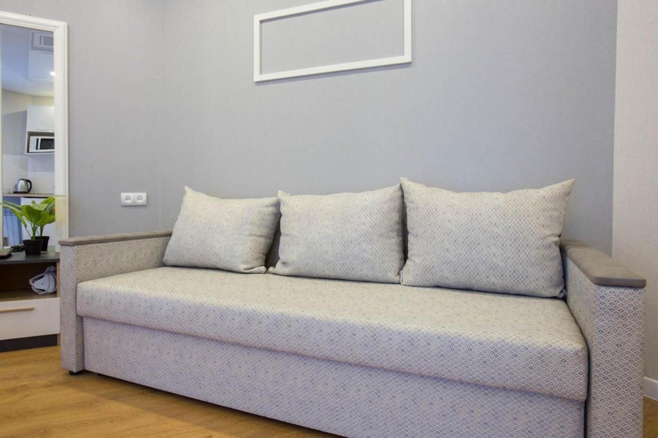 New Studio In The City Center - Mykoly Khvylovoho Str 5-2 Kharkiv Eksteriør bilde